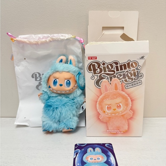 Labubu - Big into Energy - Hope - Picture 1 of 3